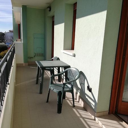 Residence Roberta Con Piscina - Agenzia Cocal Caorle Kültér fotó