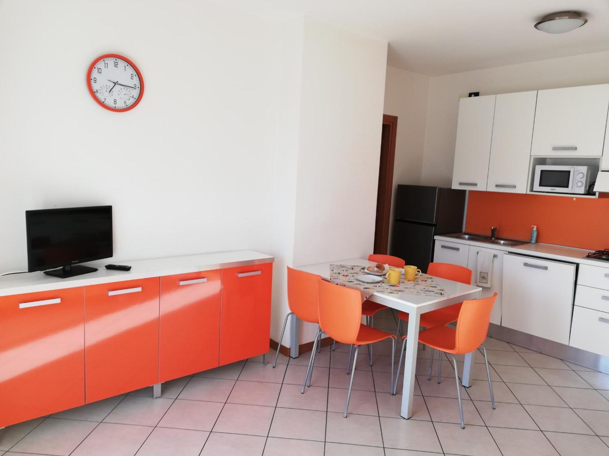 Residence Roberta Con Piscina - Agenzia Cocal Caorle Kültér fotó